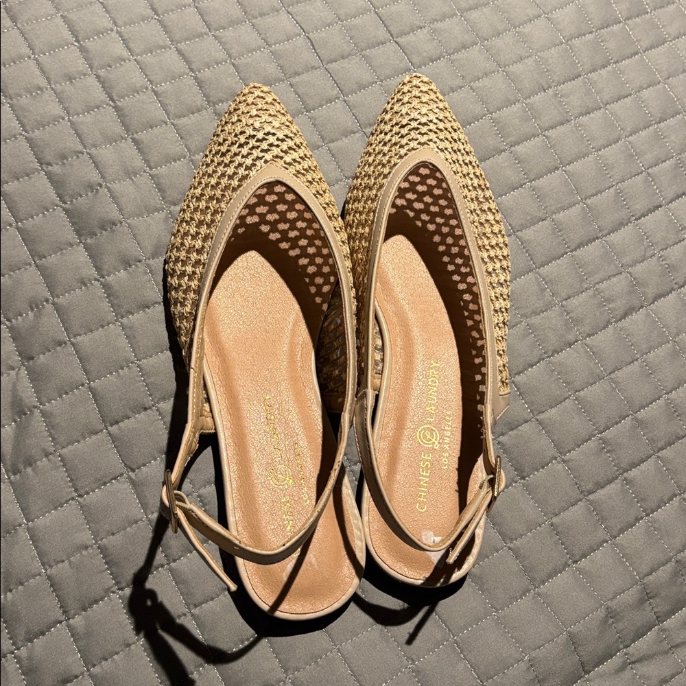 Chinese Laundry Gold Textured Slingback Shoes
